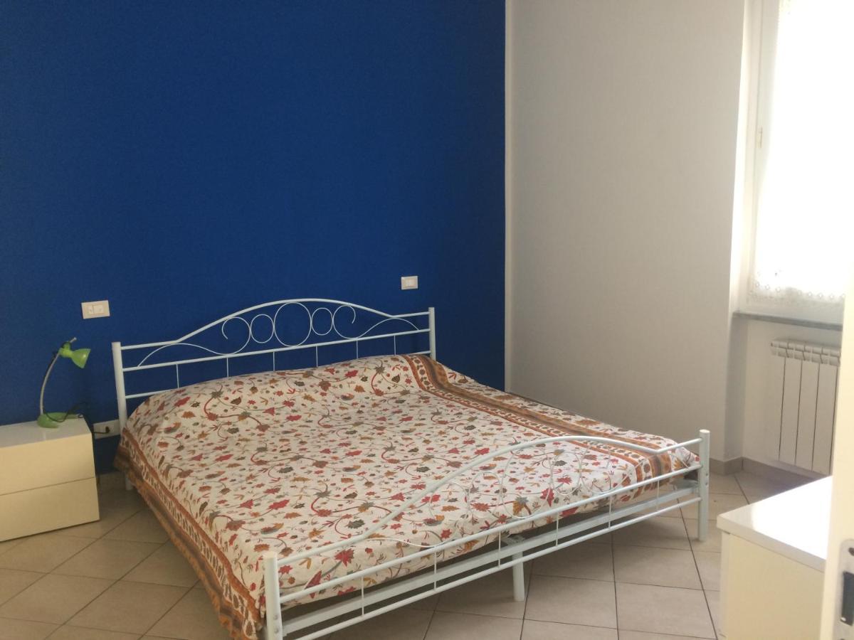 Apartamento A Casa Di Nonna Luciana - Trilocale Con Giardino Ceriale Exterior foto