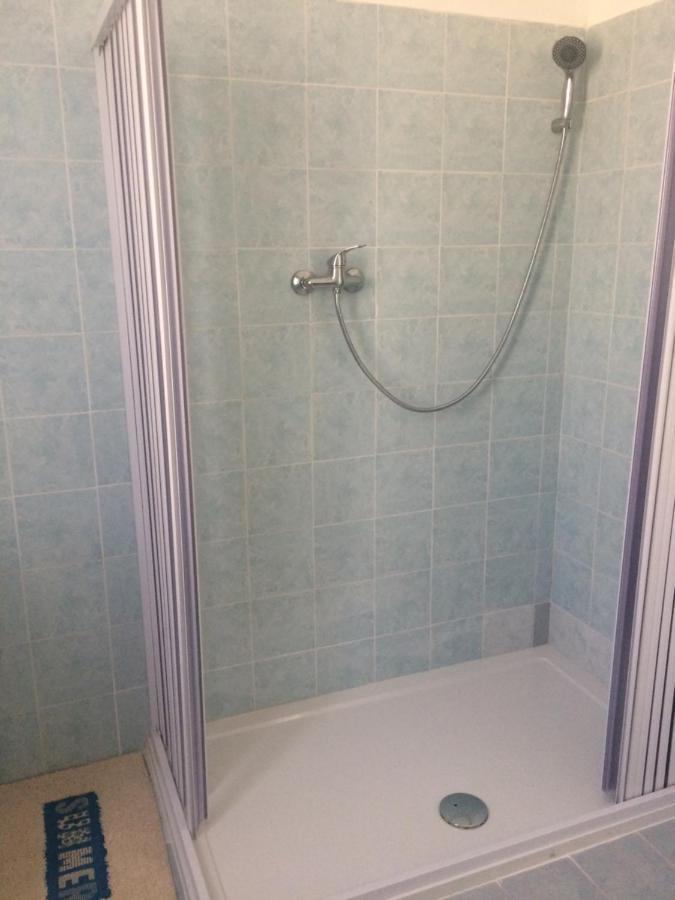Apartamento A Casa Di Nonna Luciana - Trilocale Con Giardino Ceriale Exterior foto